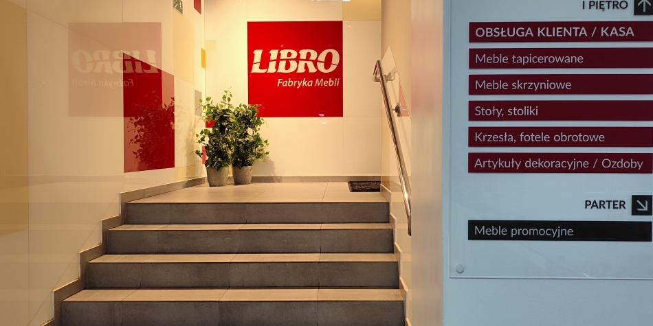 PRZEWODNIK PO SALONIE